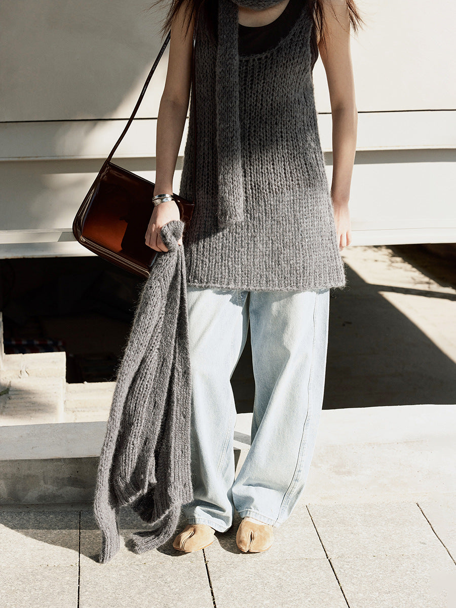 Loose Curved Washed Jeans
