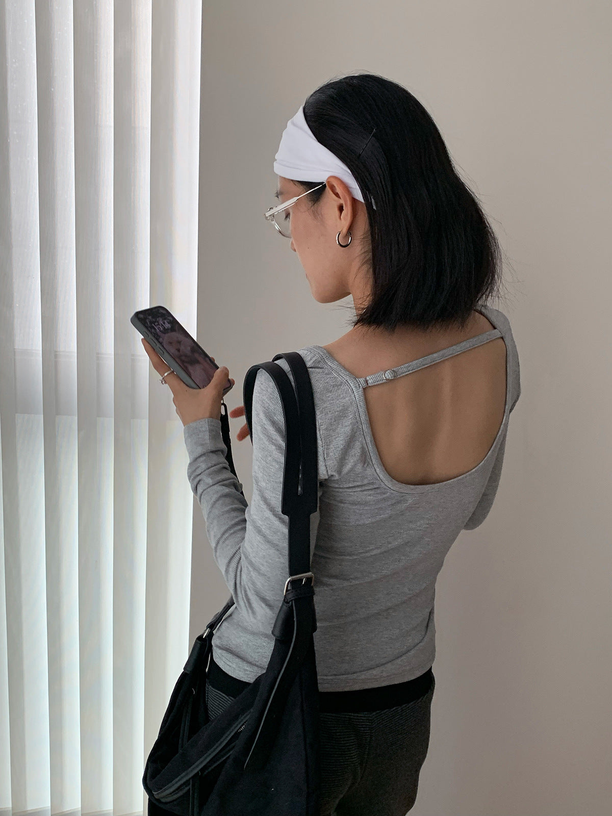 Scoop Neck Adjustable Open Back Long Sleeve Top