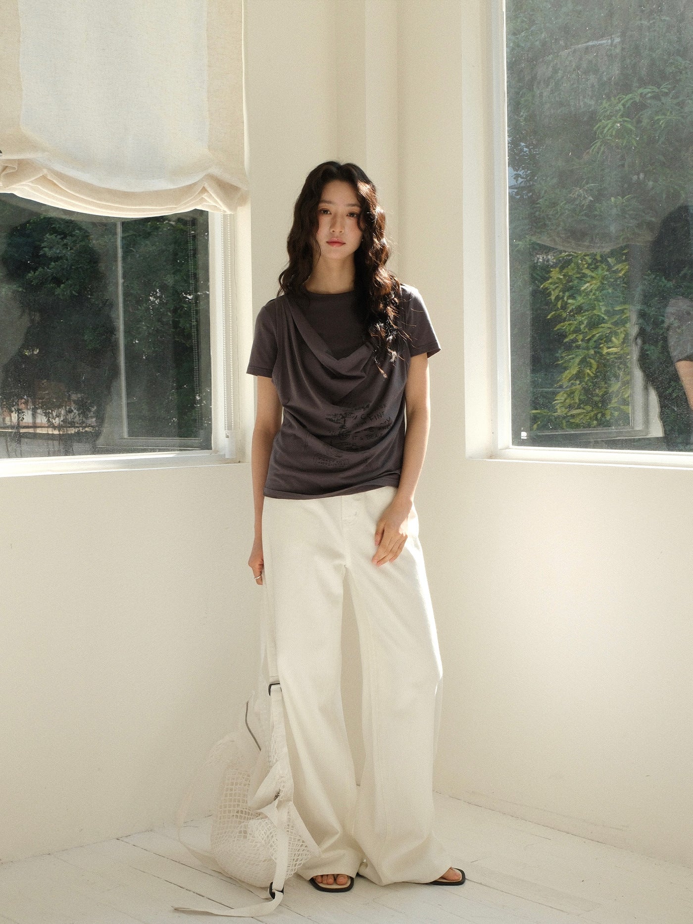 Solid Color Straight-Leg Jeans
