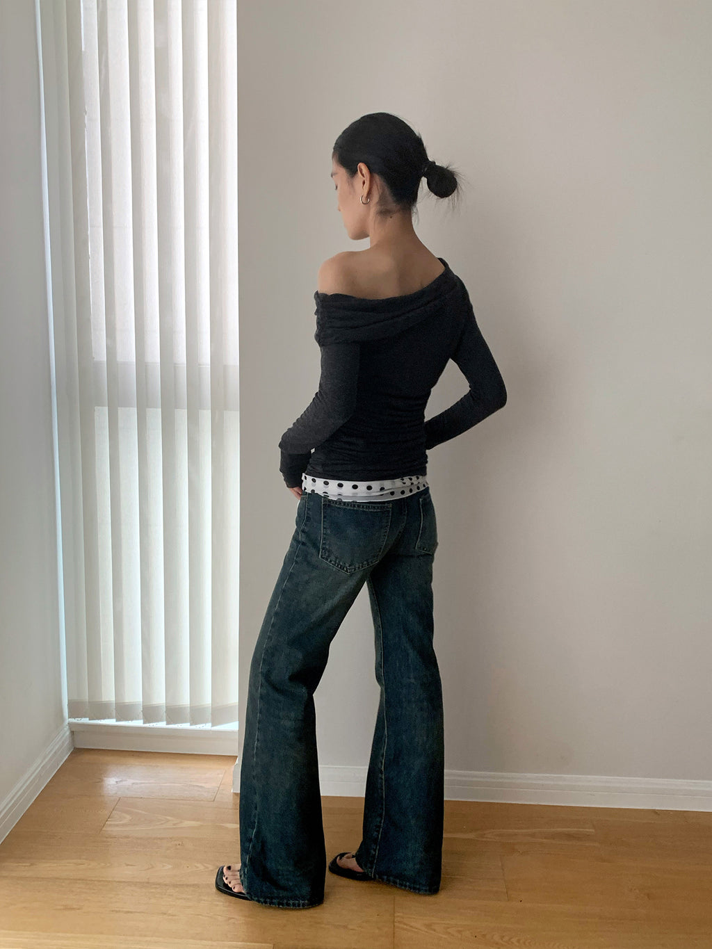 Off Shoulder Ruched Long Sleeve Slim Fit Top