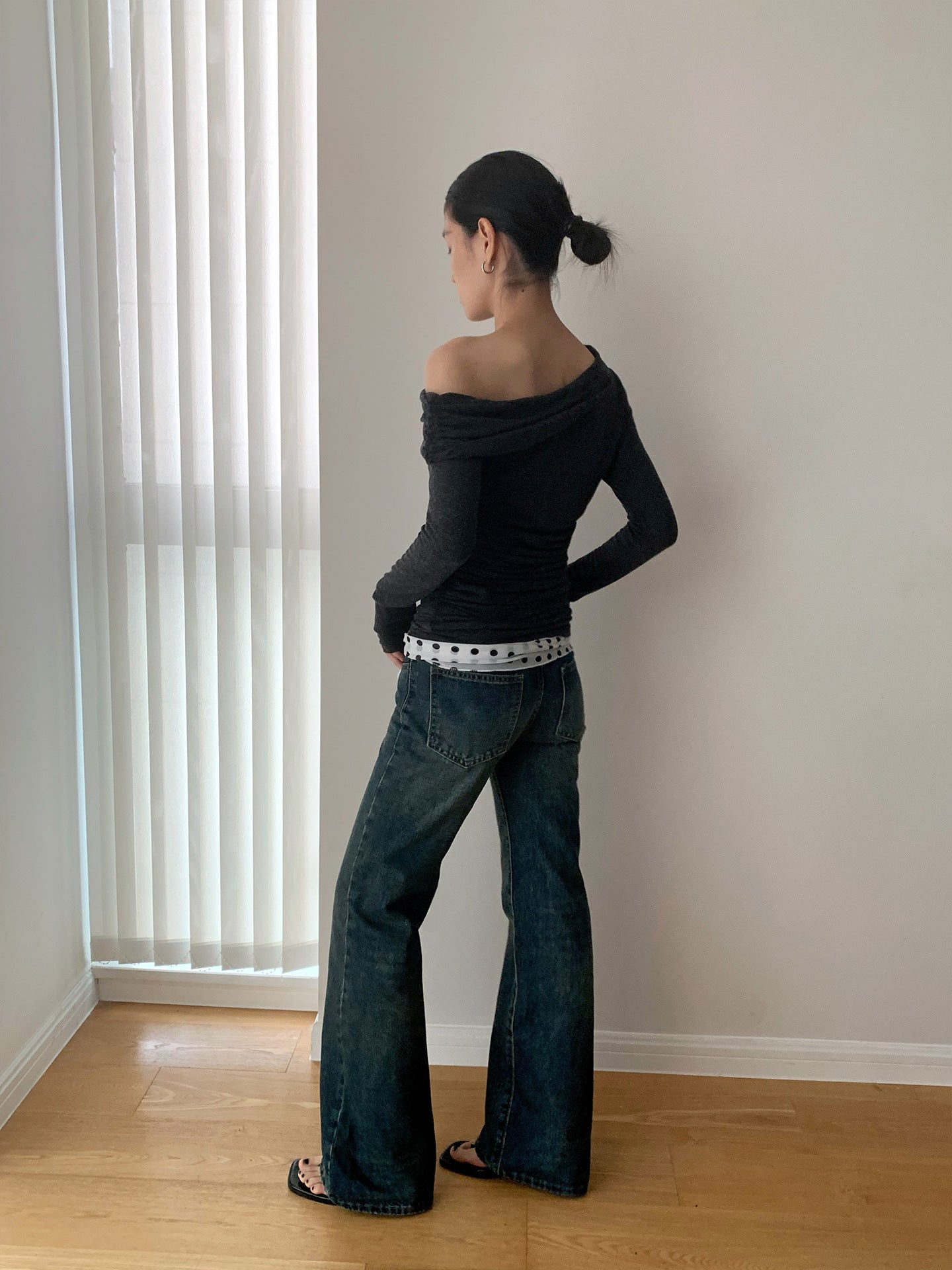 Off Shoulder Ruched Long Sleeve Slim Fit Top