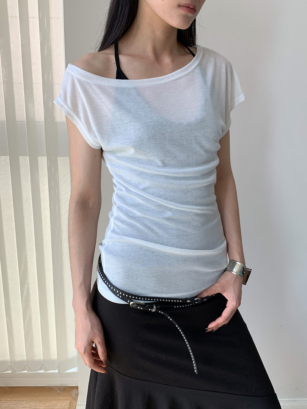 Thin Asymmetrical Shoulder Slim T-Shirt