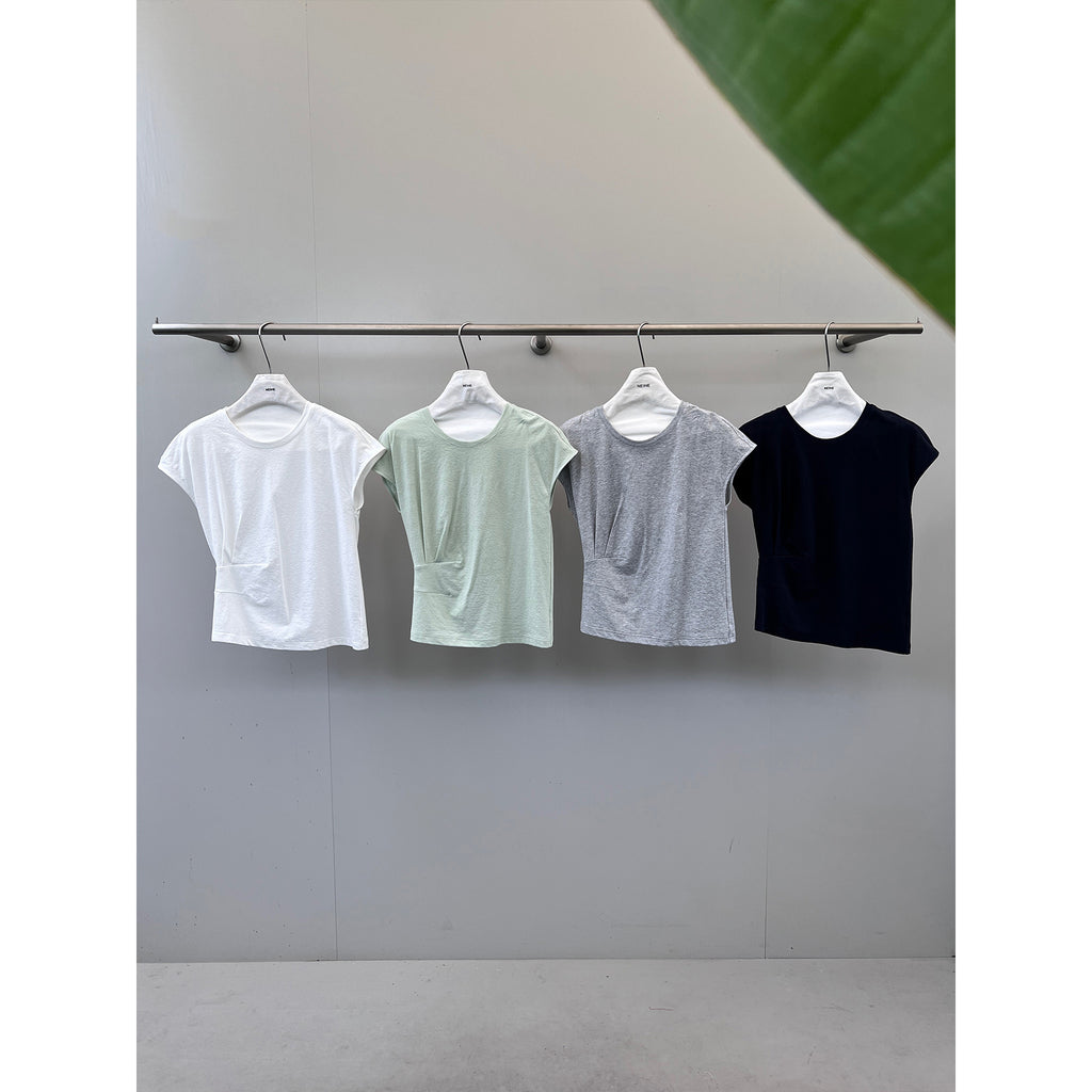 Minimalist Side Pleats Basic T-Shirt