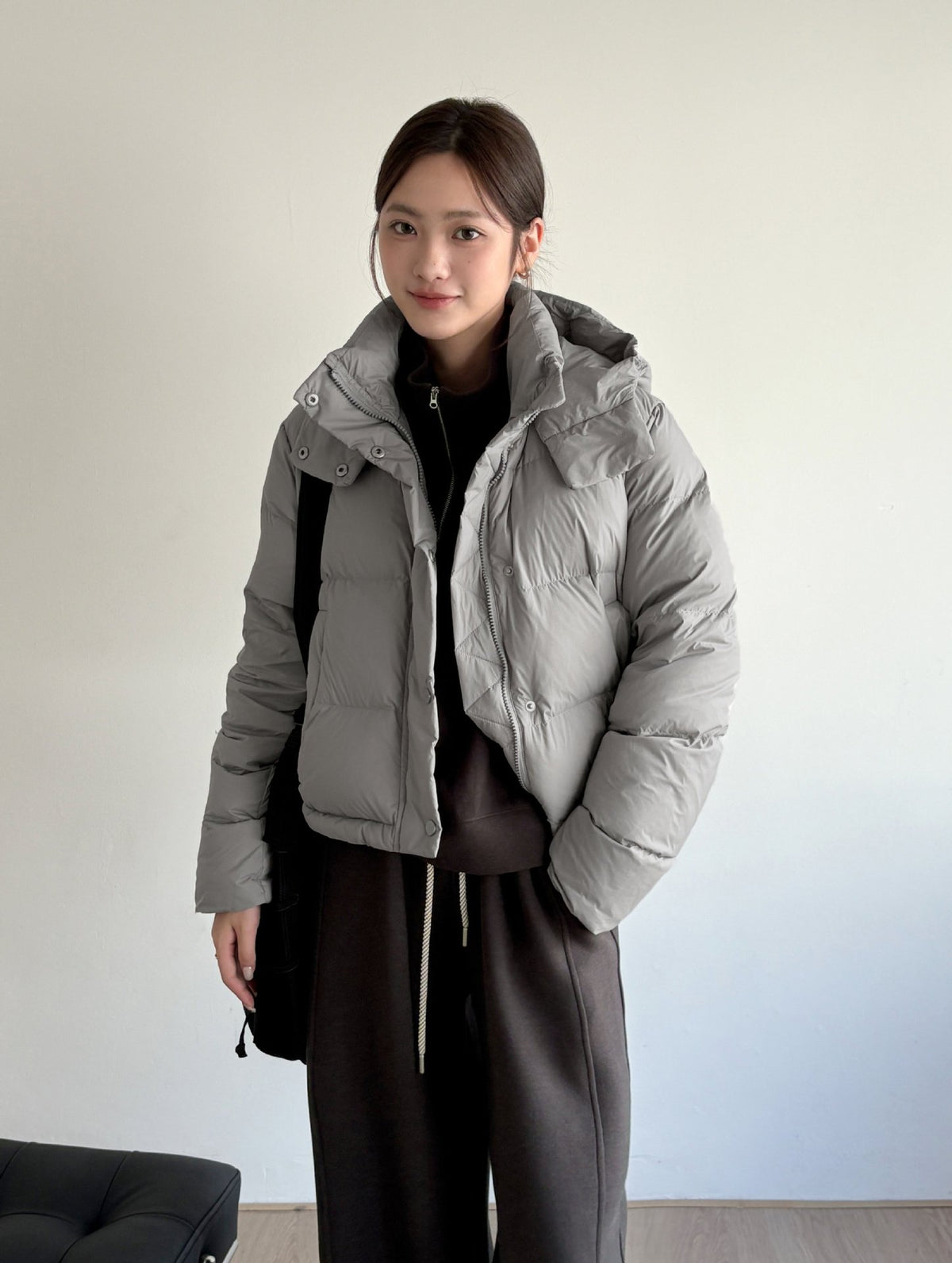 Short White Duck Down Puffer Jacket