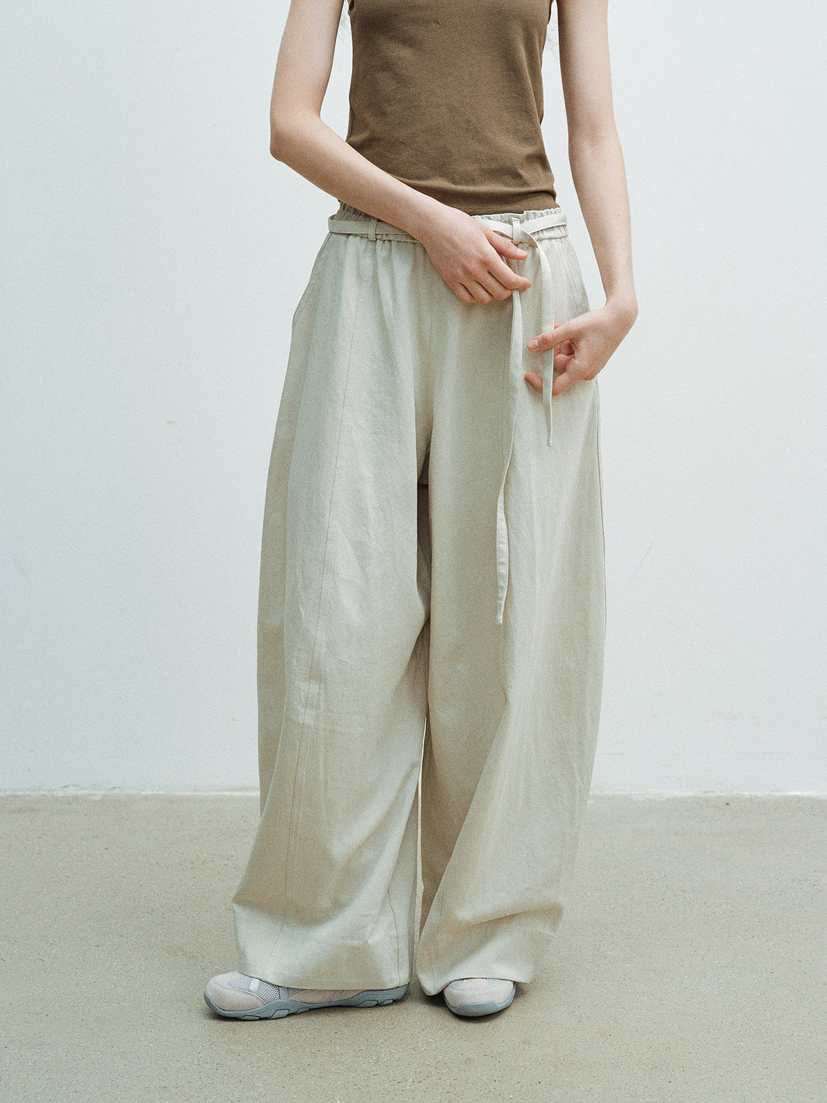 High-Waist Tie Relaxed Lantern Pants