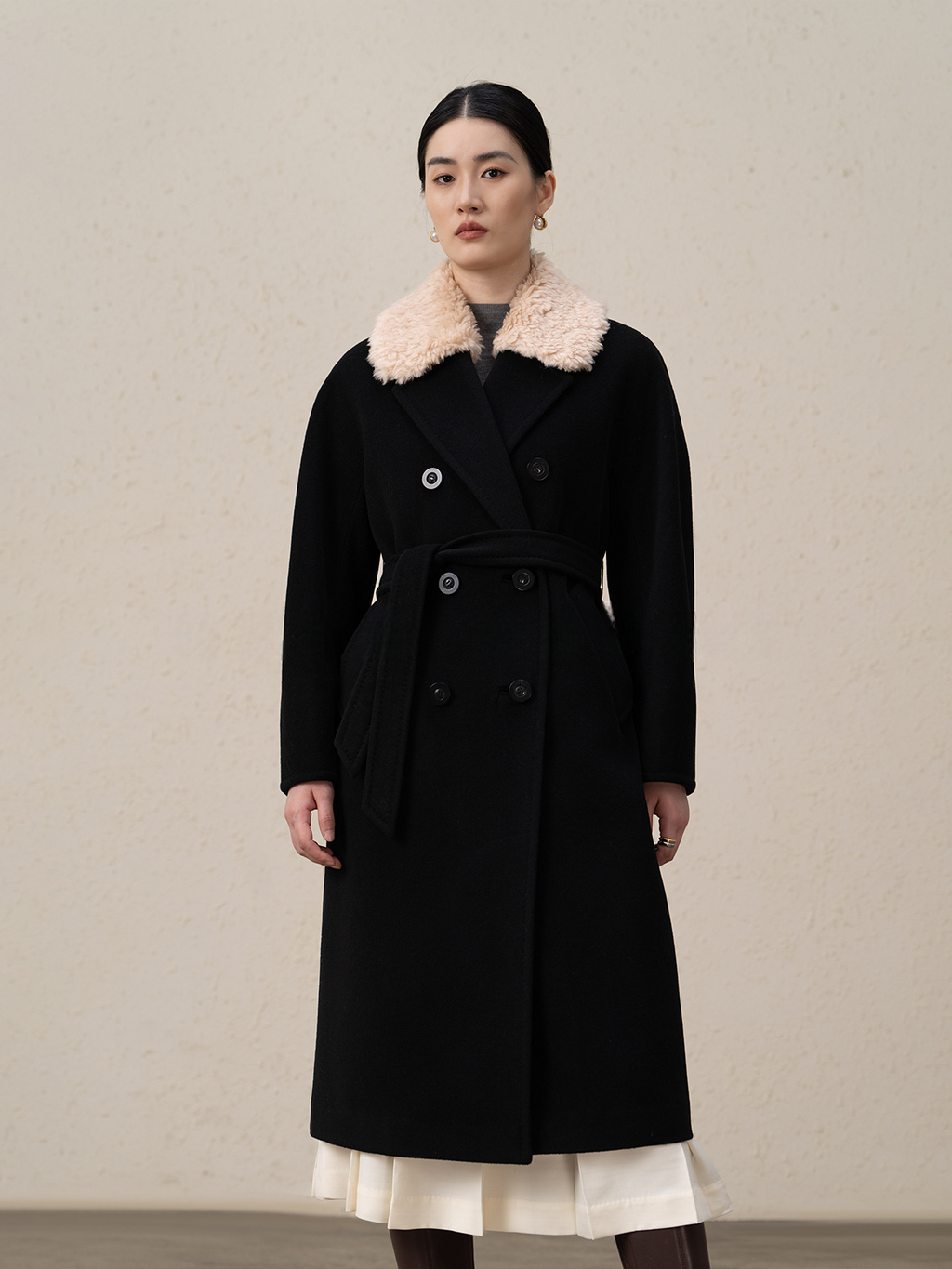 Double-Breasted Merino Wool & Cashmere Coat with Shearling Collar