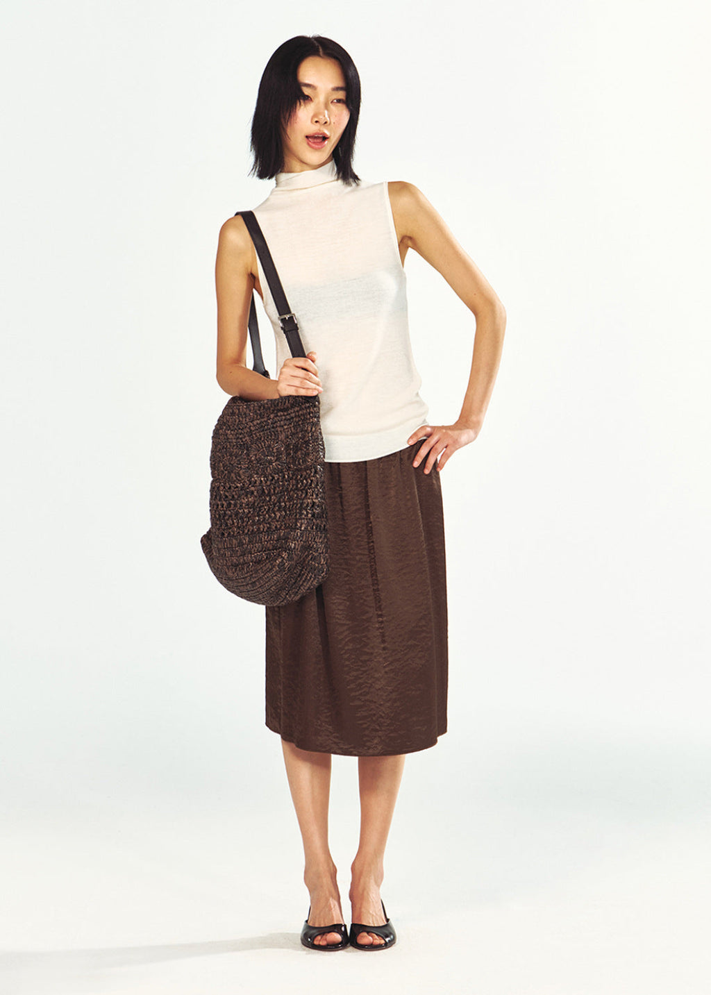 Ultra-fine Wool Woven Mock Collar Knit Sleeveless Top