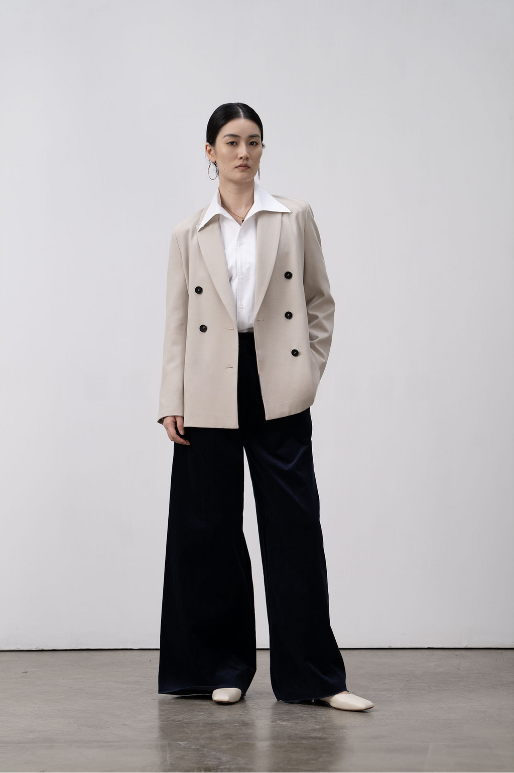 Premium Double-breasted Flared Collar Blazer