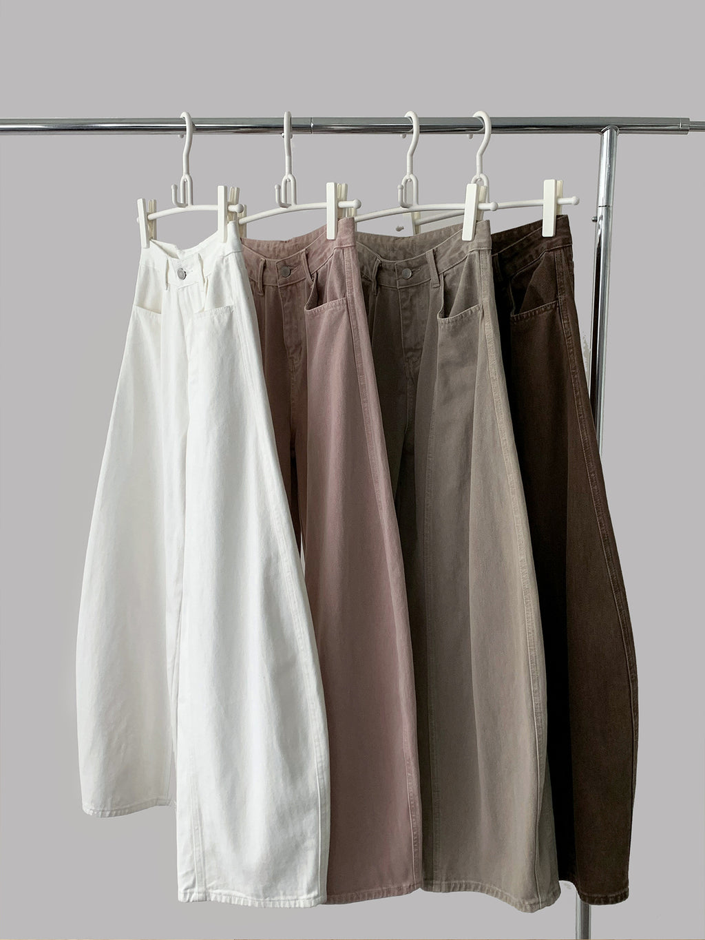 Solid Color High-Waisted Curved Seam Wide Leg Jeans