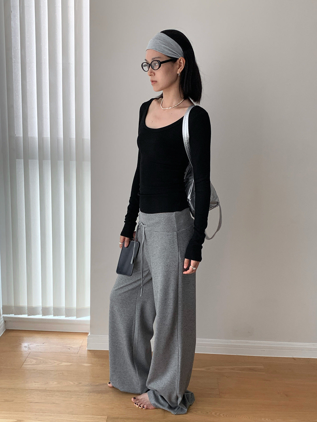 Scoop Neck Adjustable Open Back Long Sleeve Top