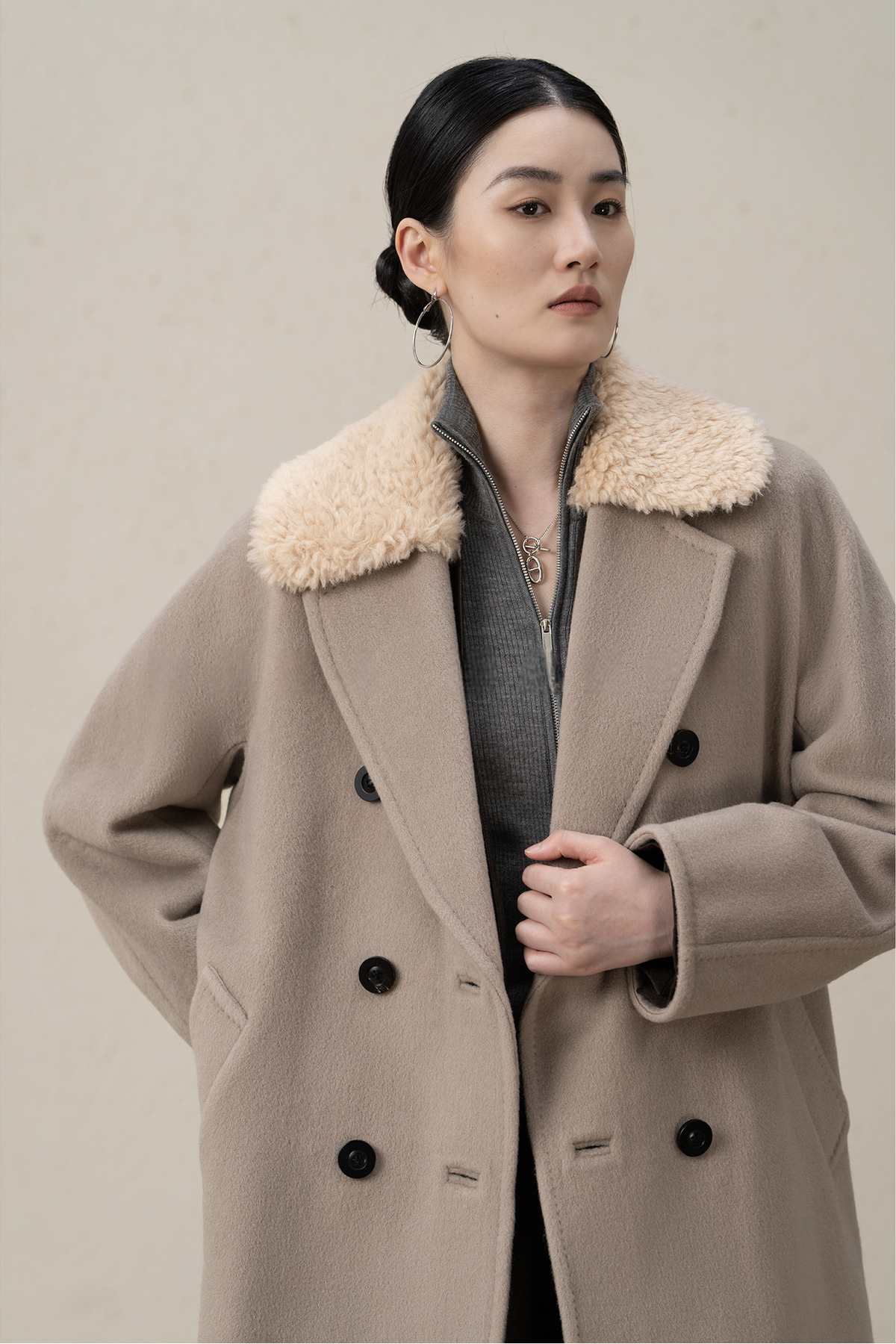 Double-Breasted Merino Wool & Cashmere Coat with Shearling Collar
