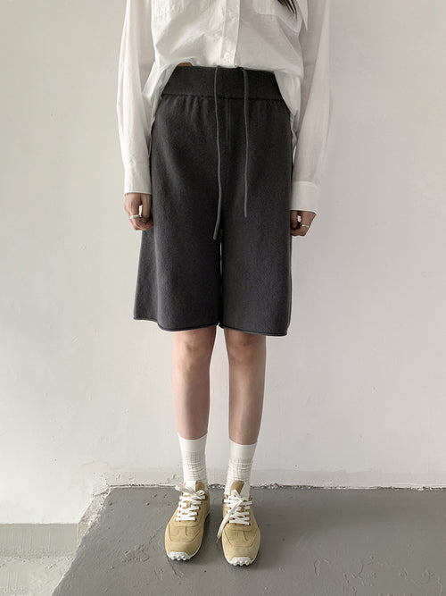 100% Wool Knee-Length Shorts