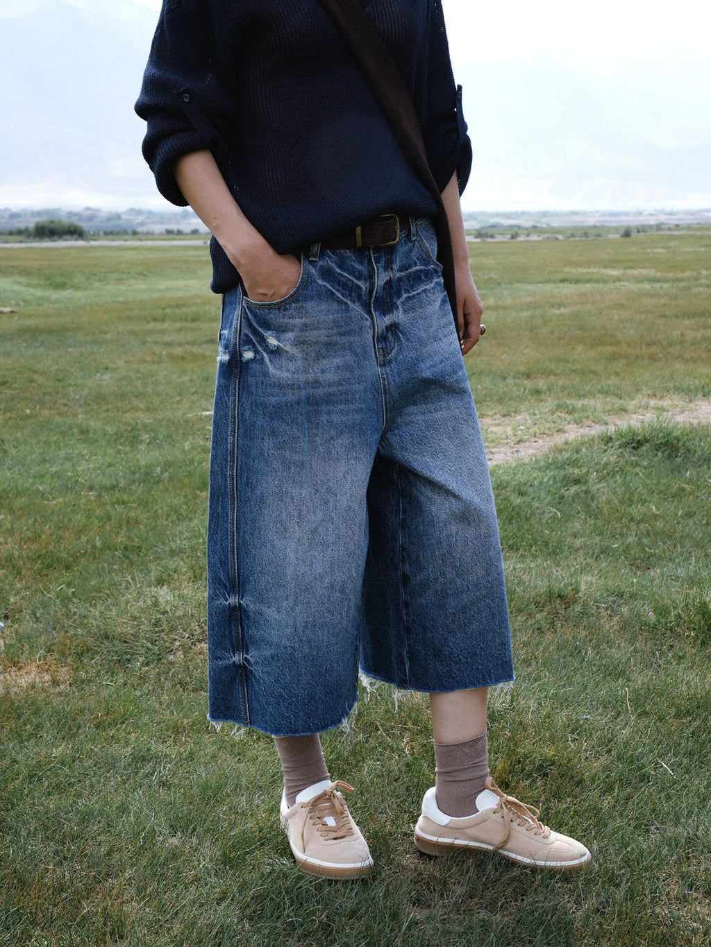 Distressed Wide Leg Baggy Long Jorts