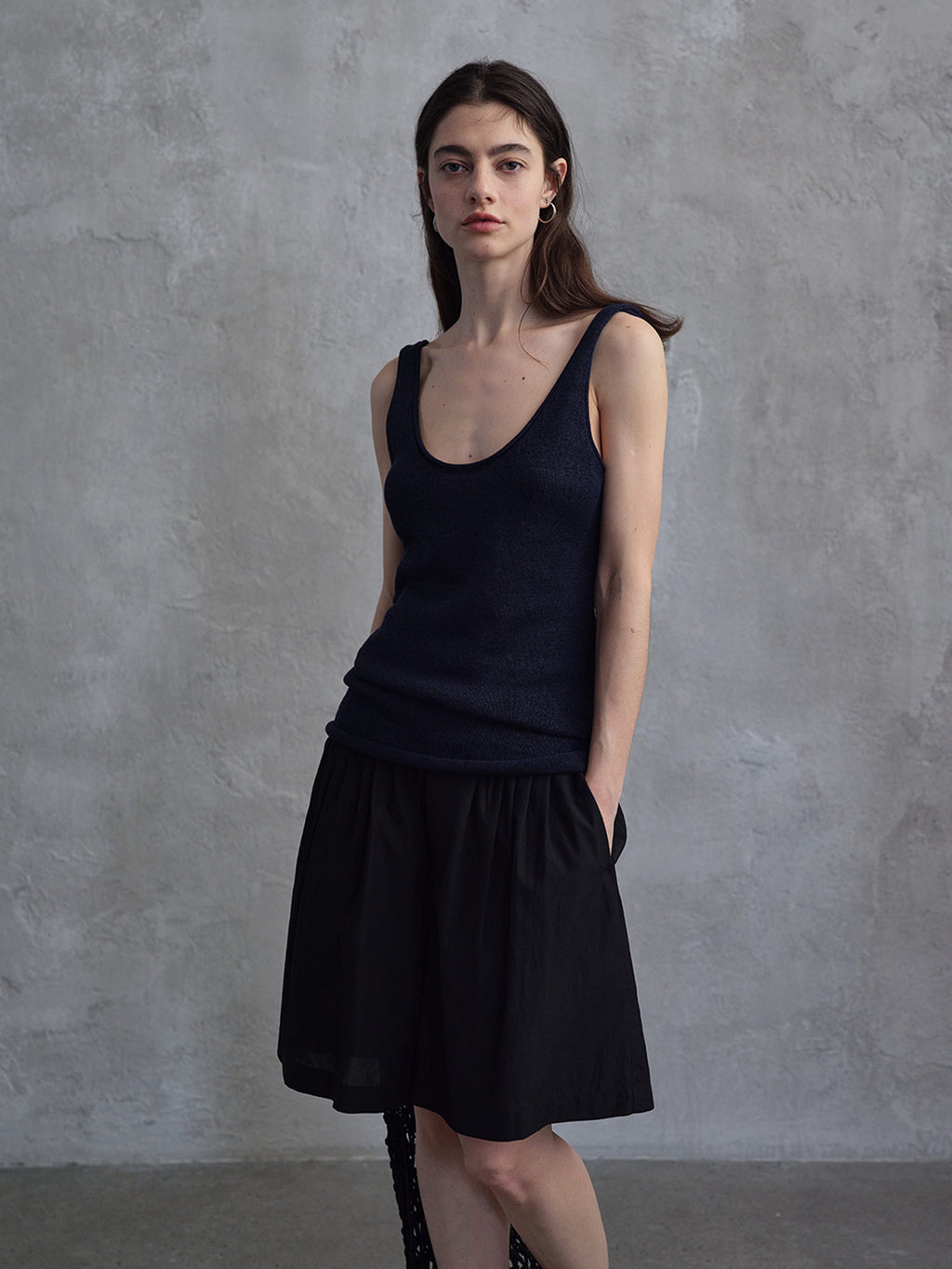 U-neck Open Back Yarn Thin Strap Tank Top