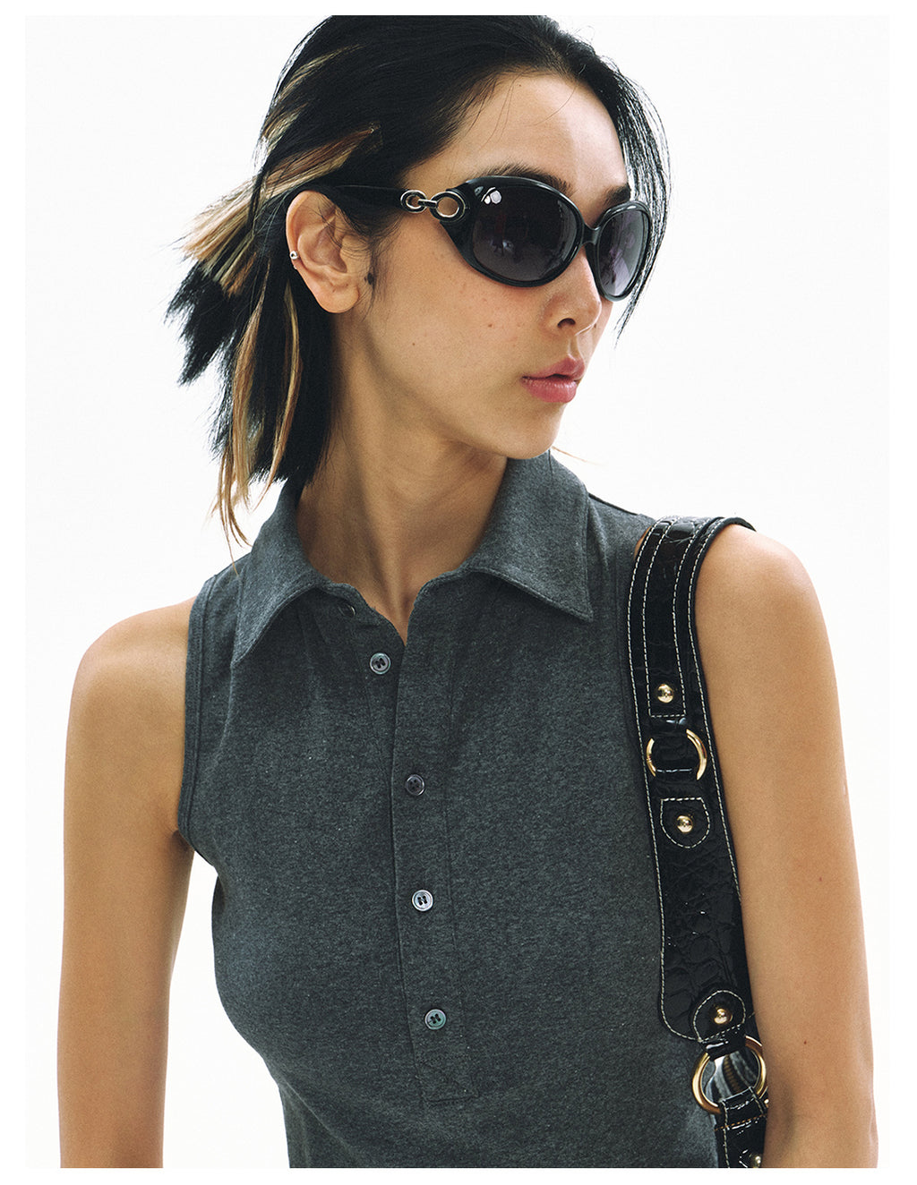 Sleeveless Polo Collar Crop Top