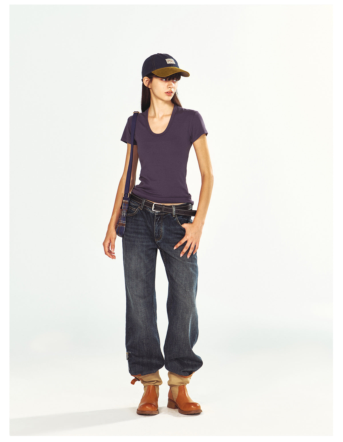 Stretchy Skin-Friendly U-Neck Slim T-Shirt