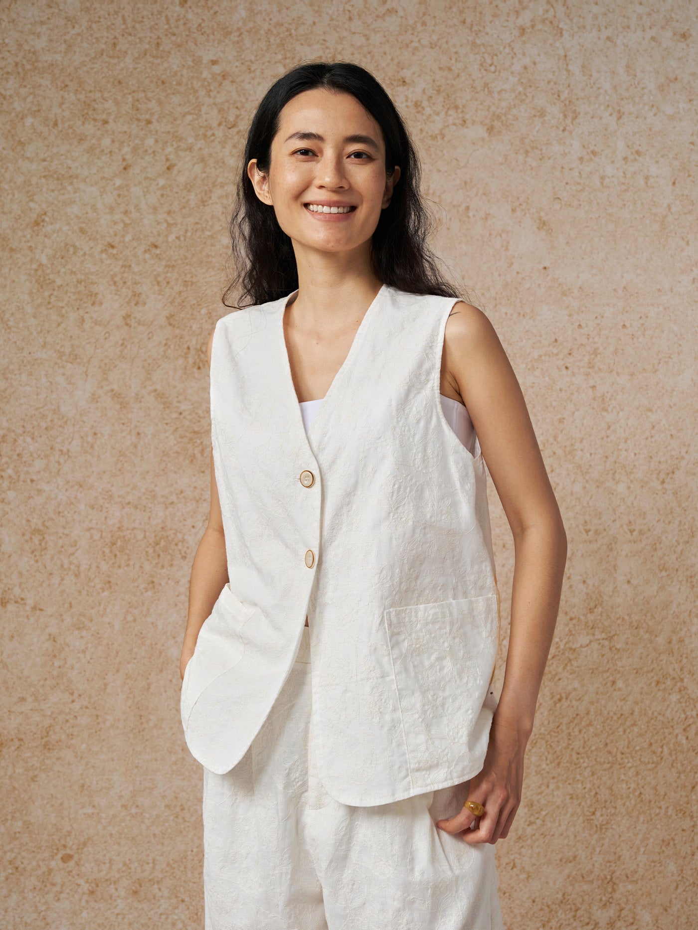 Textured V-neck Sleeveless Vest
