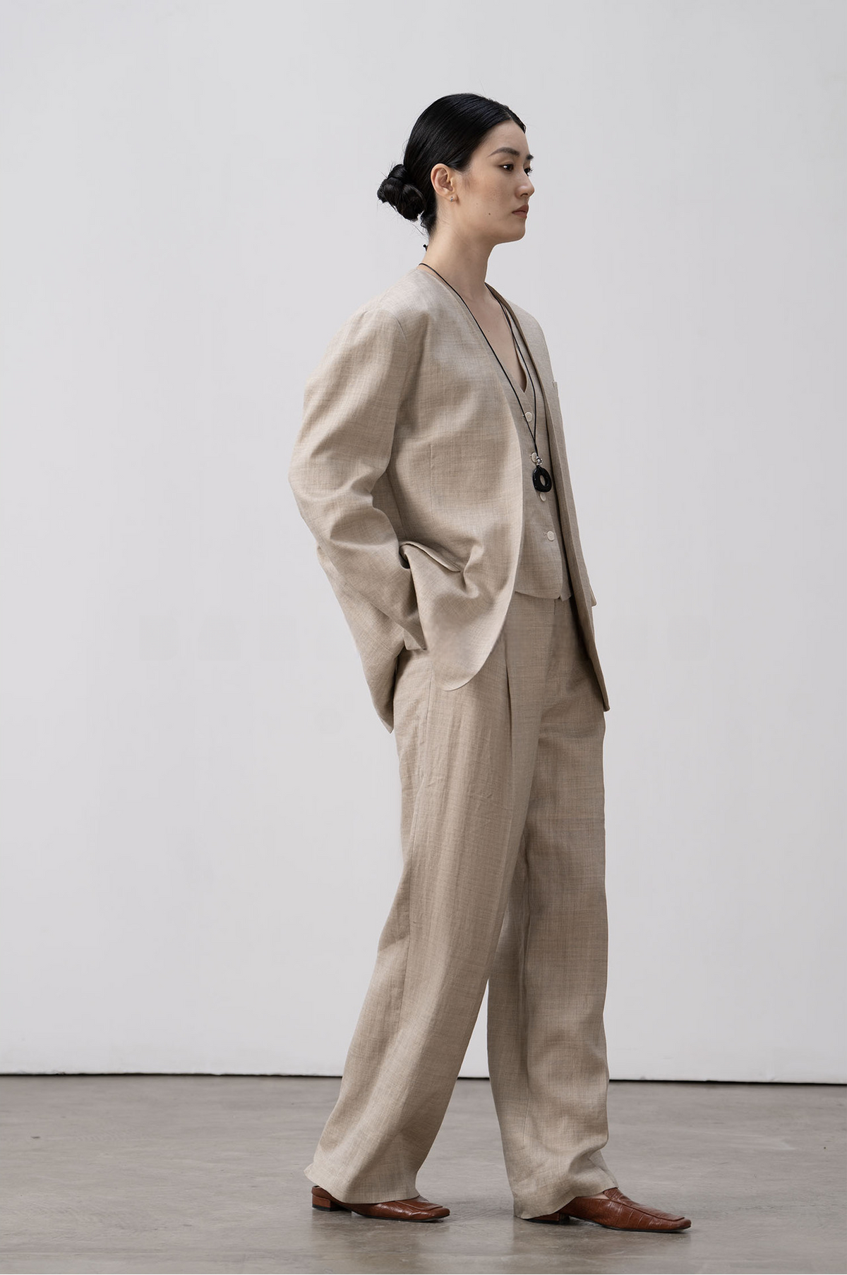 Premium Ramie Loose Oversized Suit Blazer and V-Neck Top