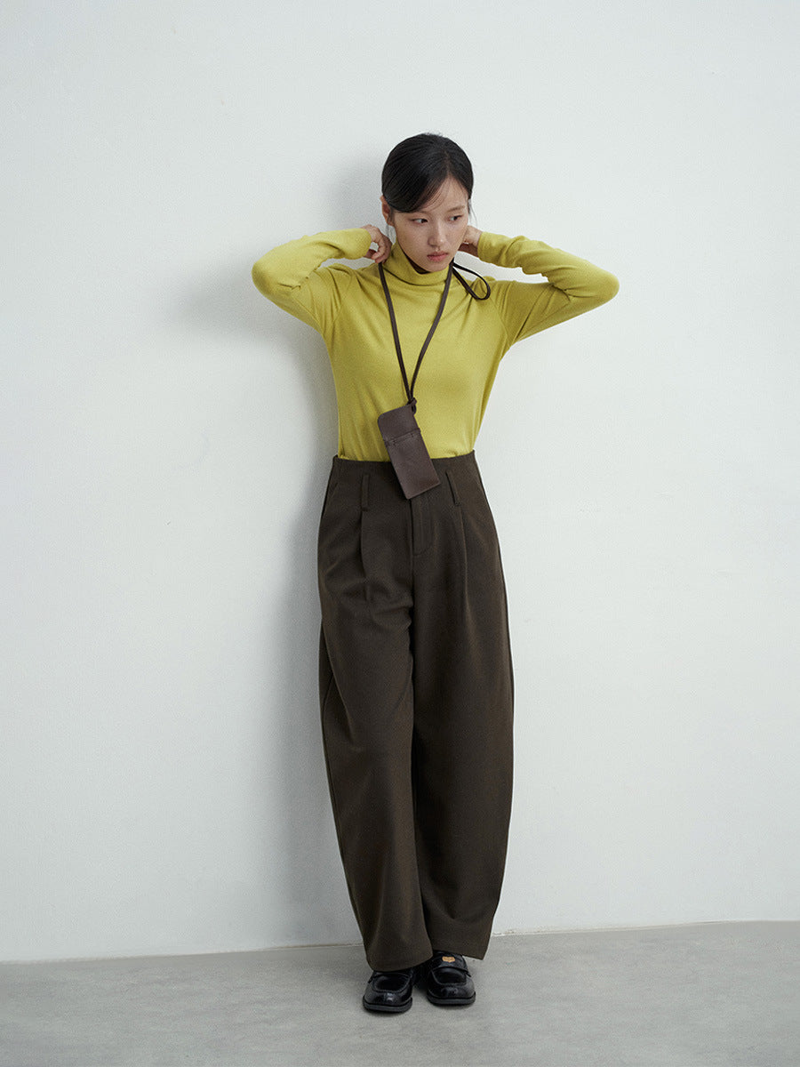 Soft Tailored Wide-Leg Pleated Trousers