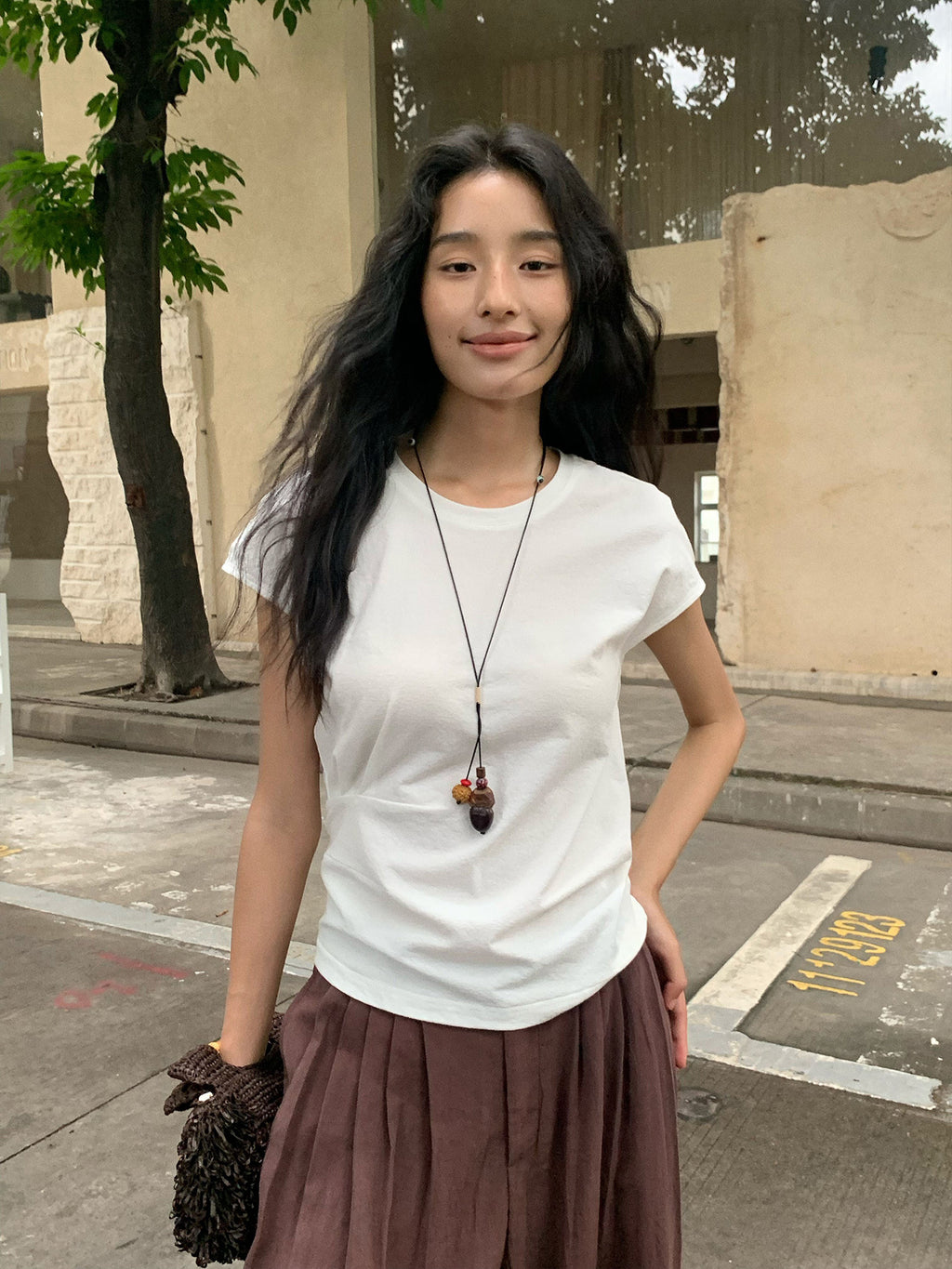 Minimalist Side Pleats Basic T-Shirt