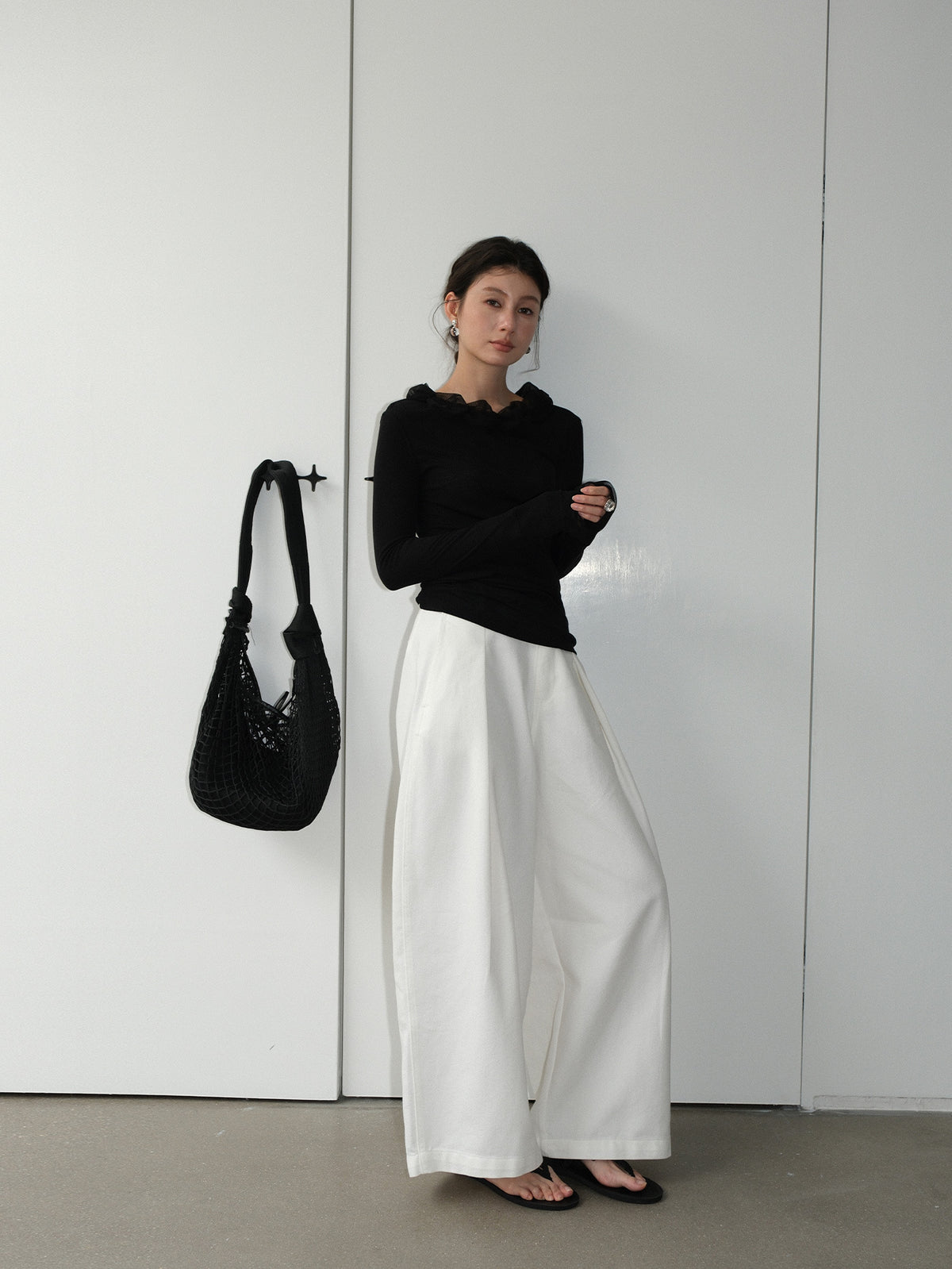 Solid Color Pleated Wide-Leg Pants