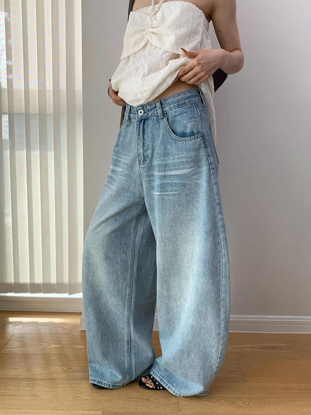 Low-Waisted Wide Leg Washed Long Baggy Jeans