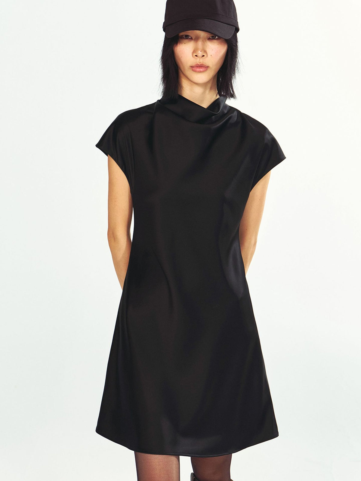 Mid-turtleneck Short-Sleeve Satin Dress