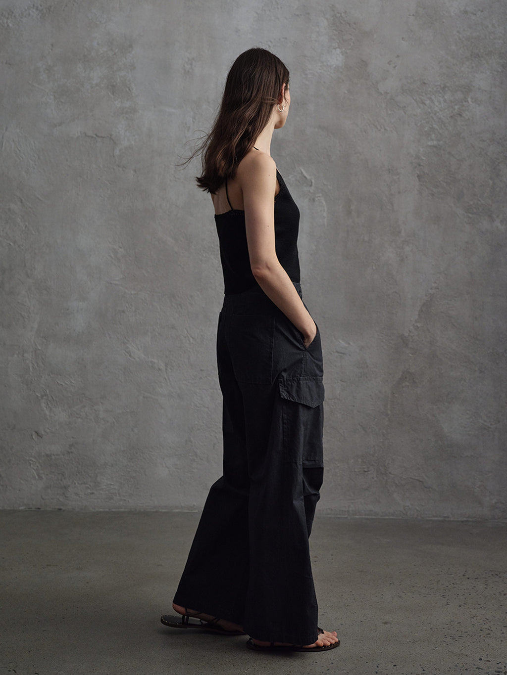 Distressed Matte Textured Wide Leg Cargo Pants