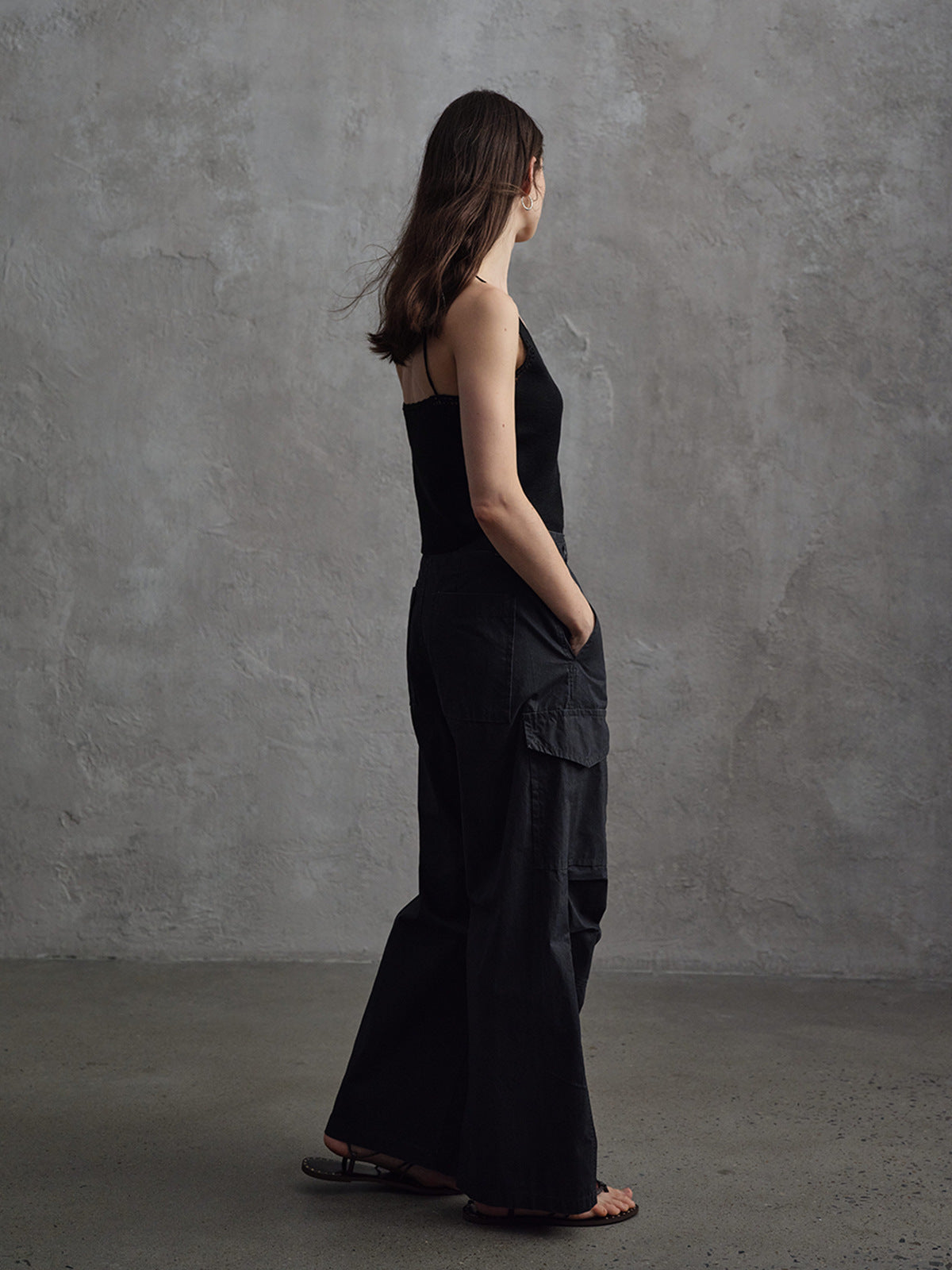 Distressed Matte Textured Wide Leg Cargo Pants