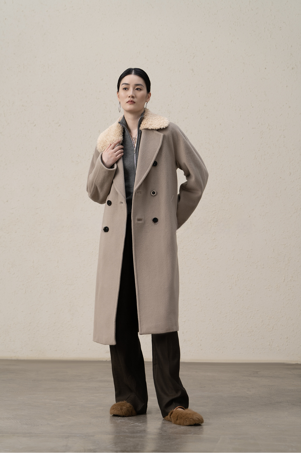 Double-Breasted Merino Wool & Cashmere Coat with Shearling Collar