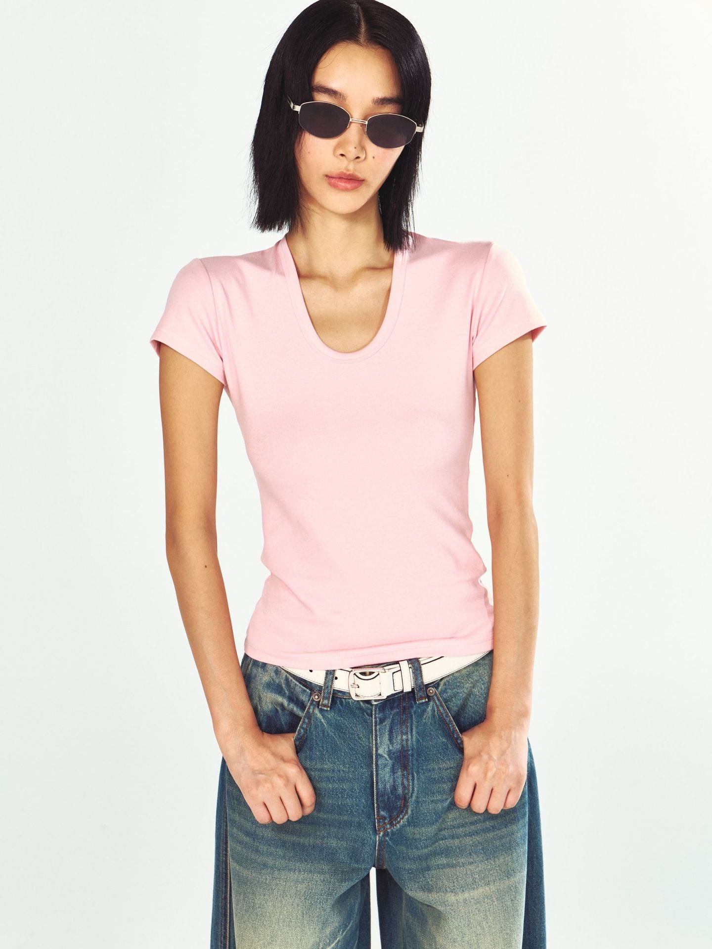 Stretchy Skin-Friendly U-Neck Slim T-Shirt