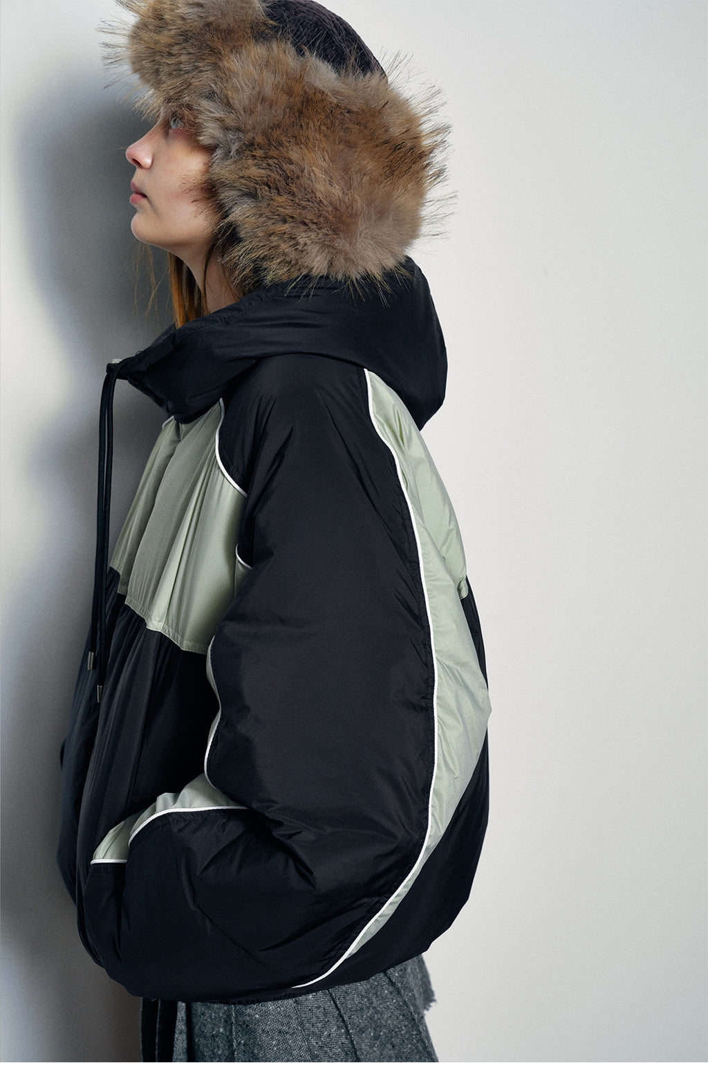 Retro Sports Contrast Duck Down Jacket