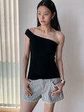 Cross-shoulder One Shoulder Shirt
