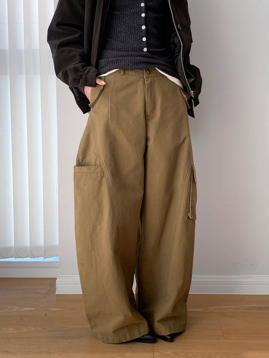 Baggy Wide Leg Cargo Pants with Angled Seam Detail