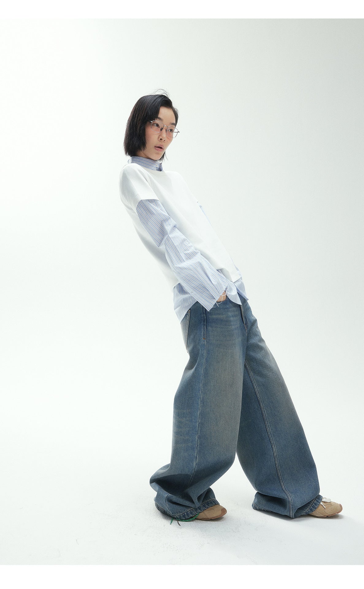 Distressed Wide-leg Jeans