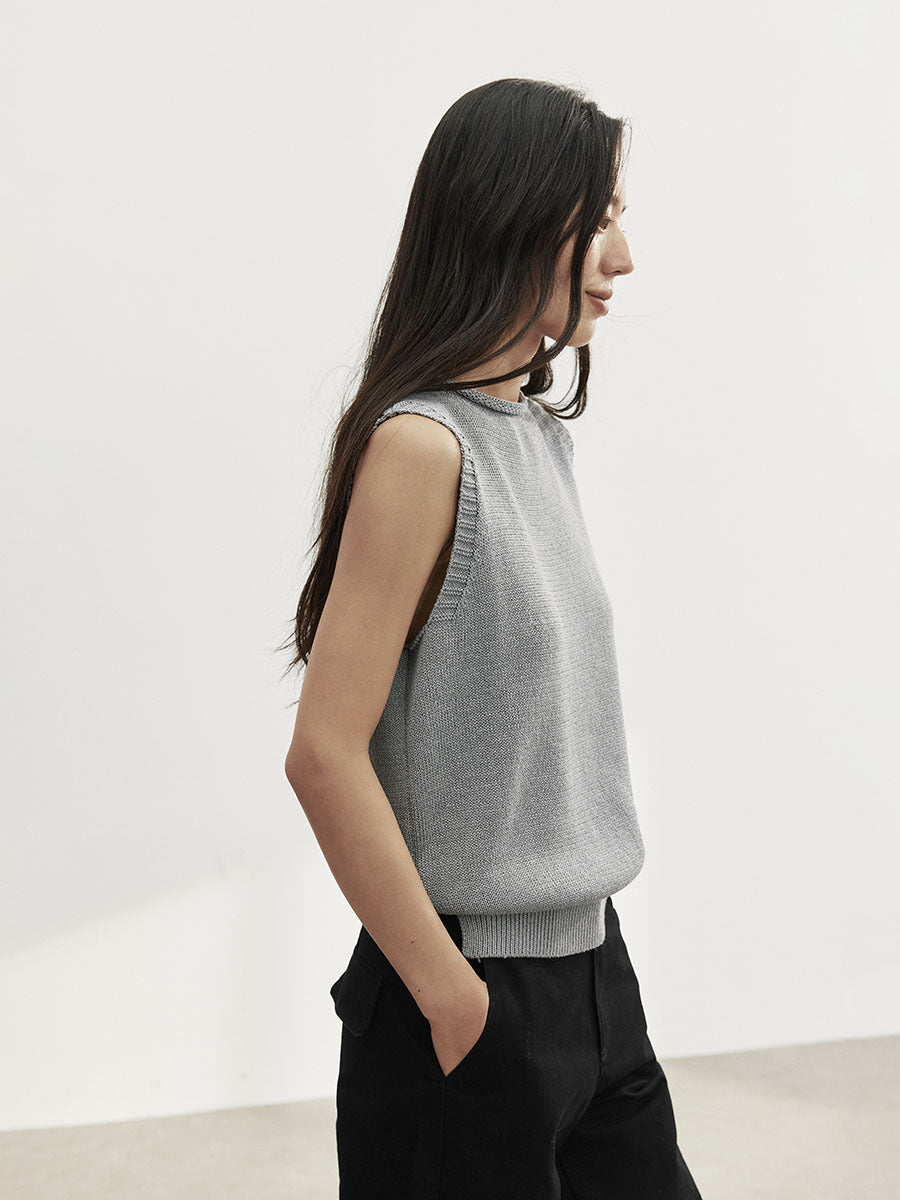 Love and Nancy Thirteen Lines Minimalist Korean Casual Style Sleeveless Crew Neck Loose Pullover Knitted Vest Women 02658