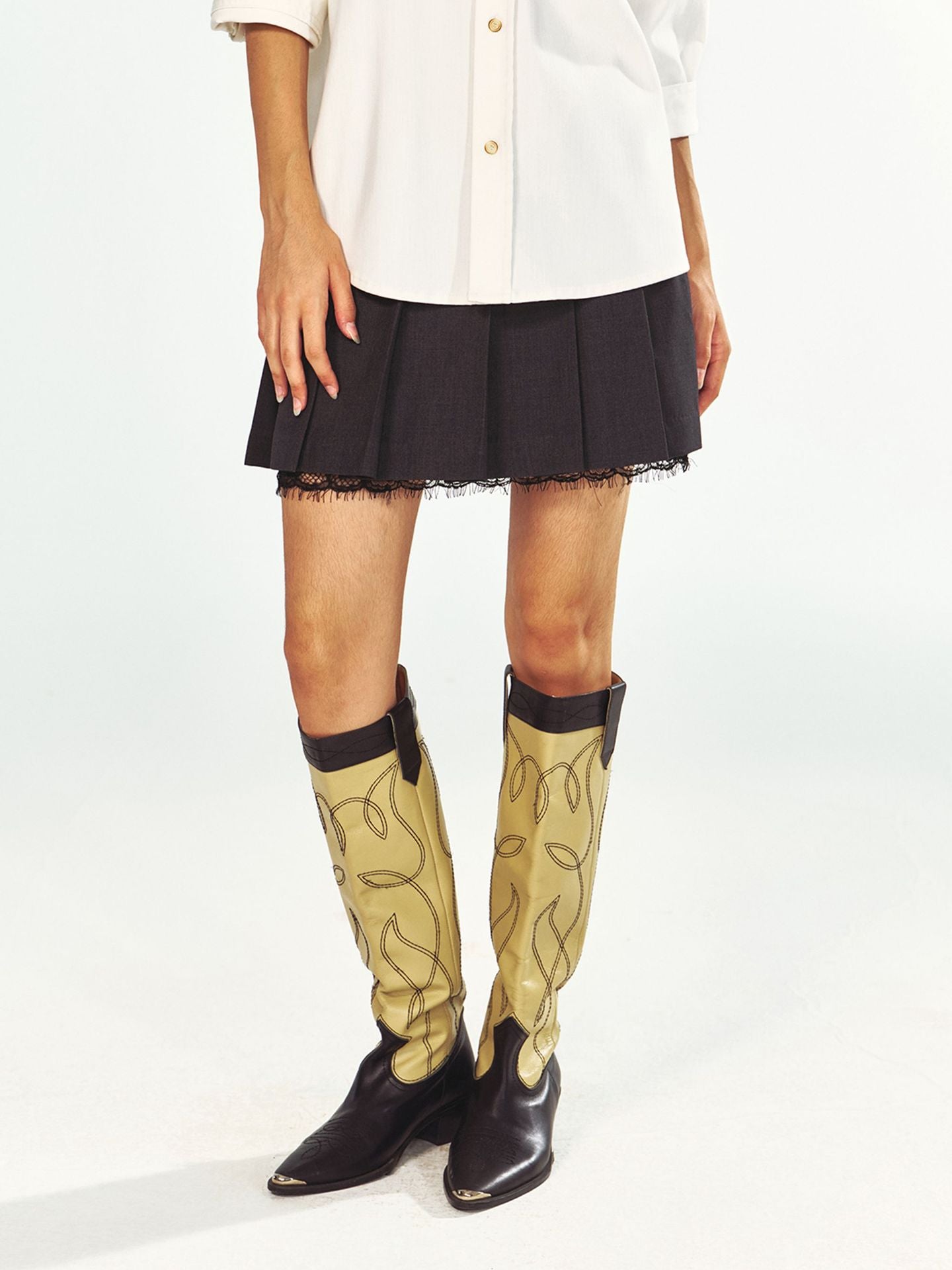 Patchwork Lace Pleated Mini Skirt