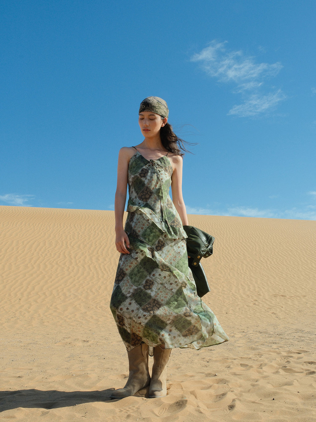V-neck Printed Spaghetti Strap Maxi Dress