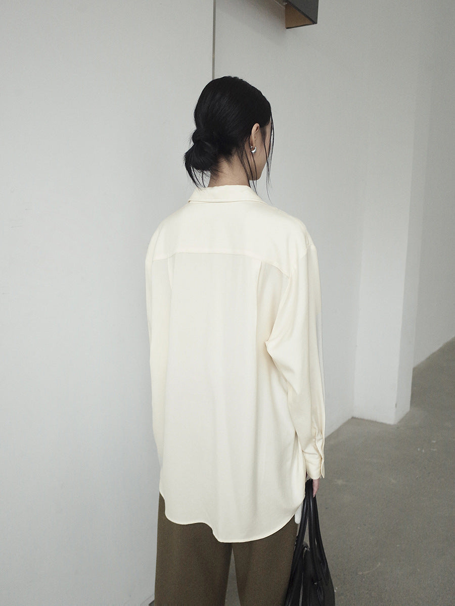 Relaxed Oversized Button-Front Shirt with Pocket