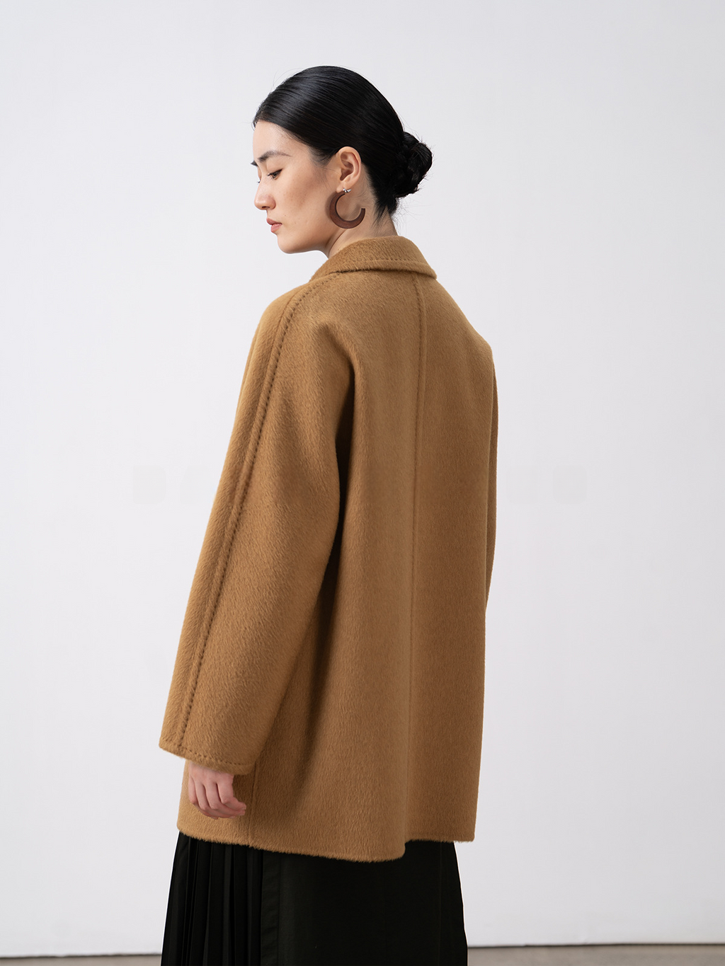100% Camel Hair Velvet Double-Row Mid-Length Coat