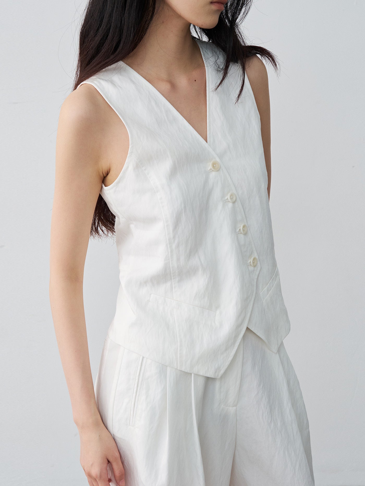 Minimalist Tencel V-neck Diagonal Vest Waist-cinching Sleeveless Top