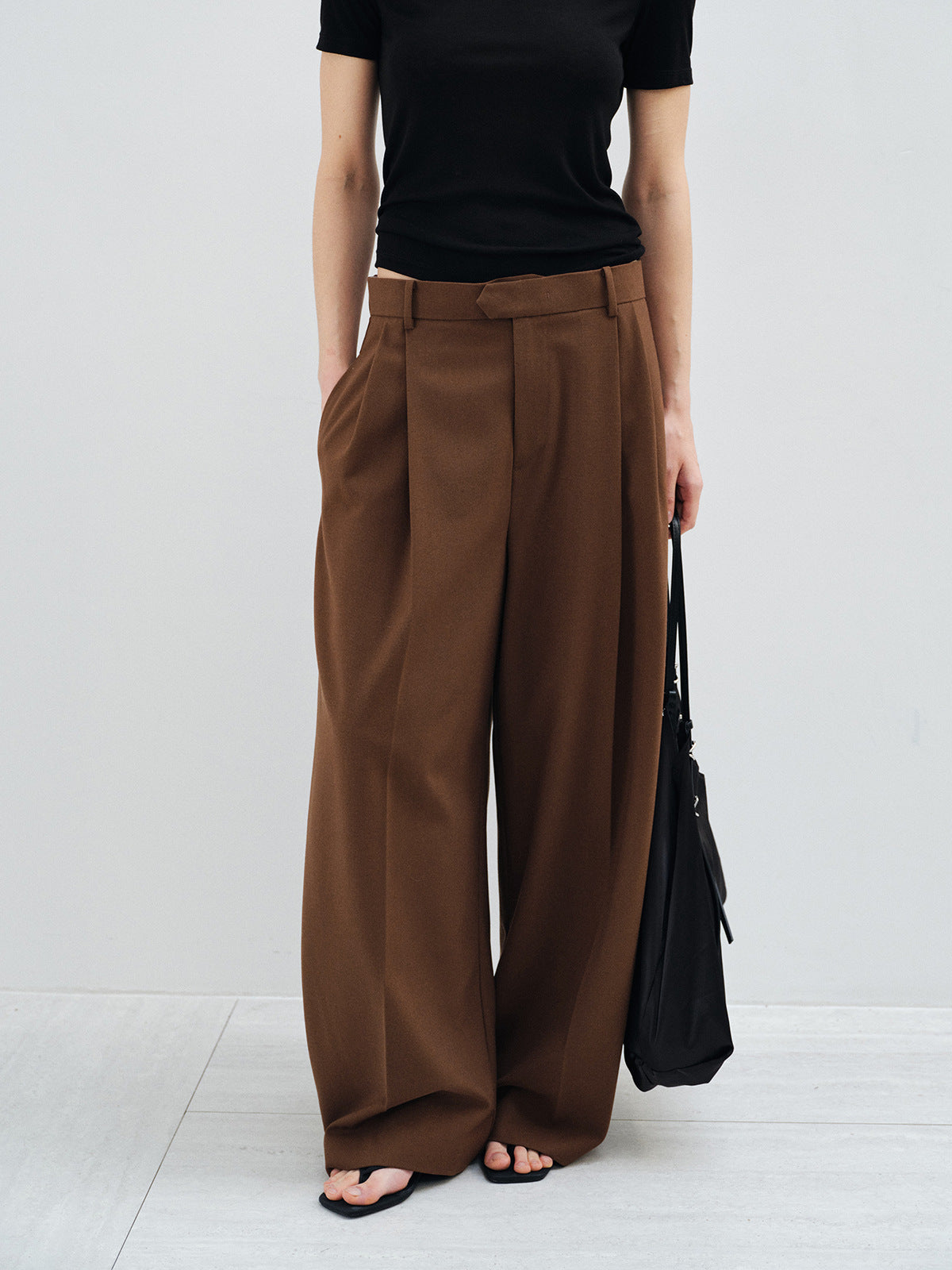 Pleated Casual Wide-Leg Dress Pants