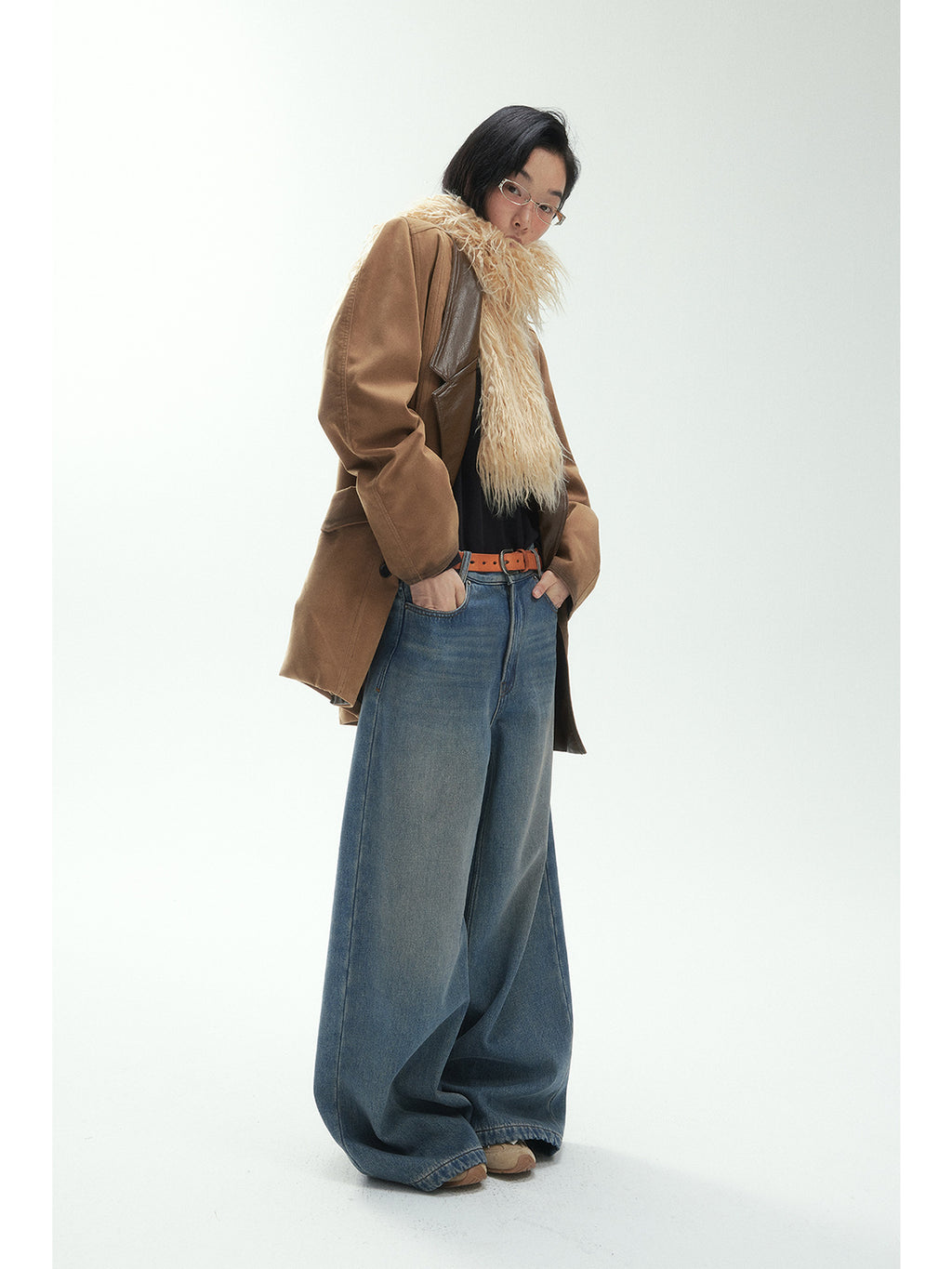 Distressed Wide-leg Jeans