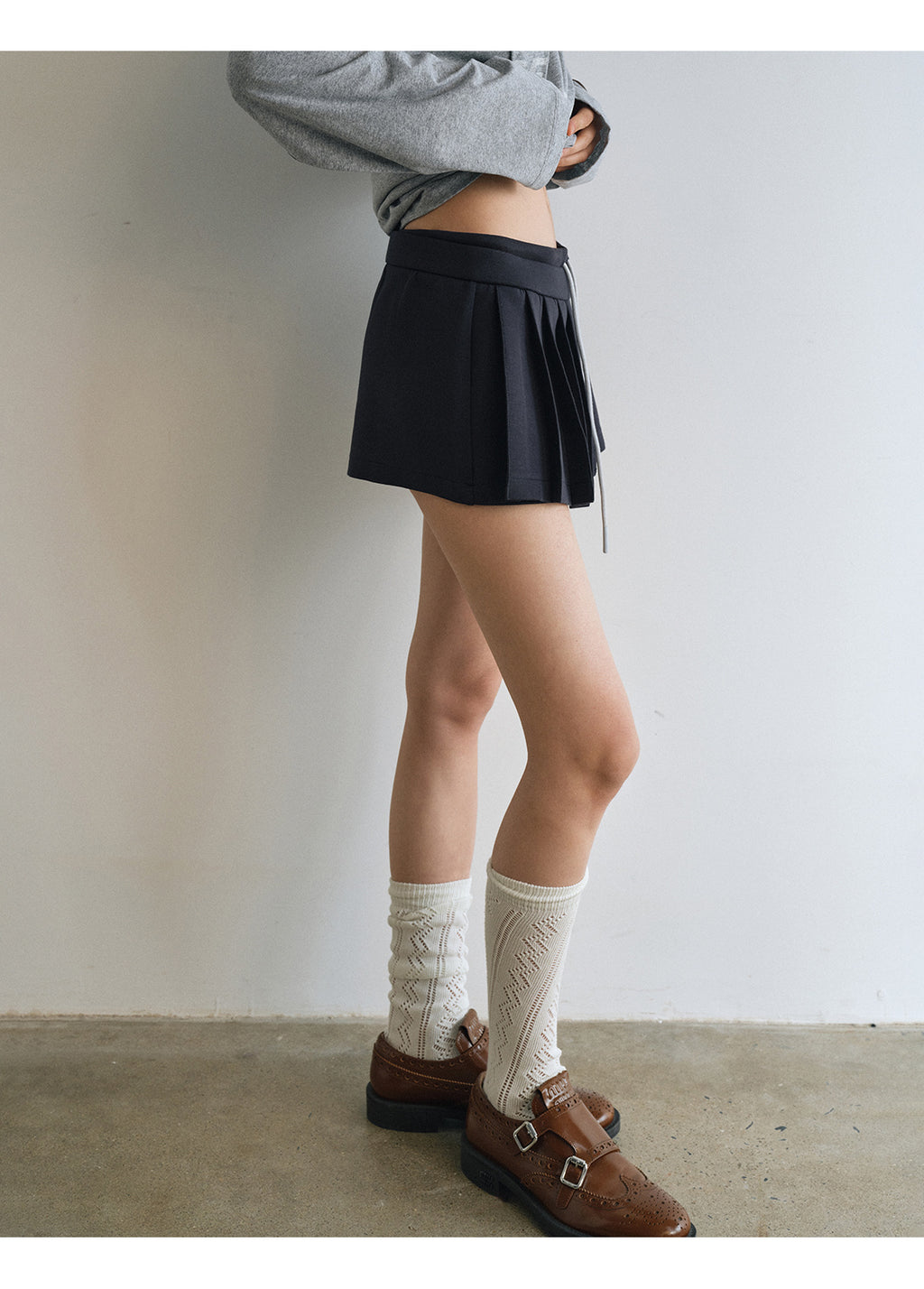 Classic Versatile Pleated Mini Skirt