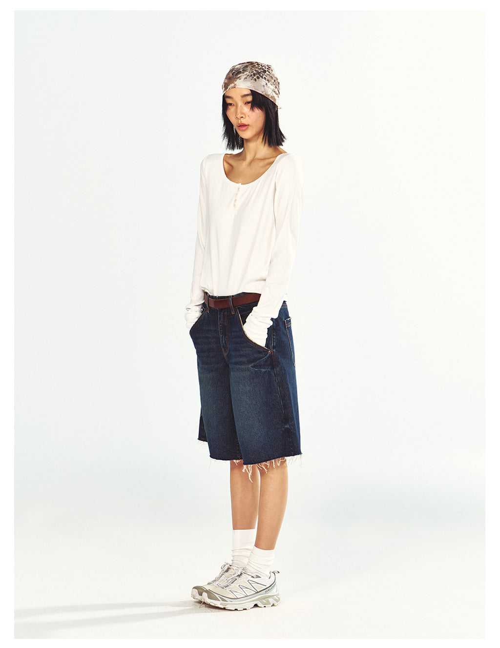 Skin-Friendly U-Neck Long Sleeve Shirt