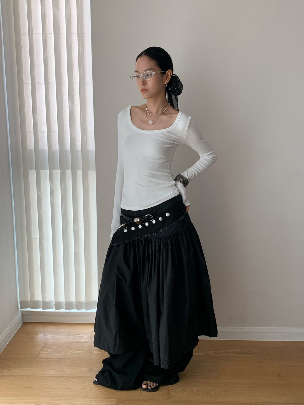 Scoop Neck Adjustable Open Back Long Sleeve Top