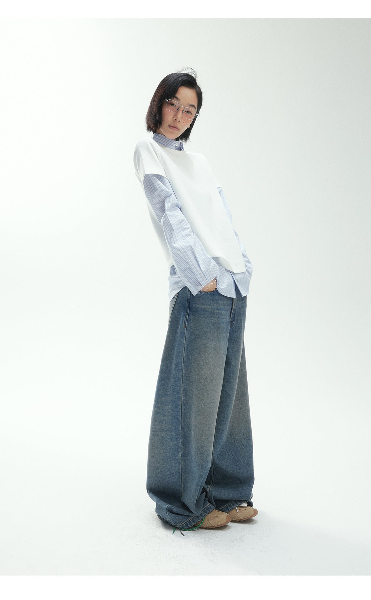 Distressed Wide-leg Jeans
