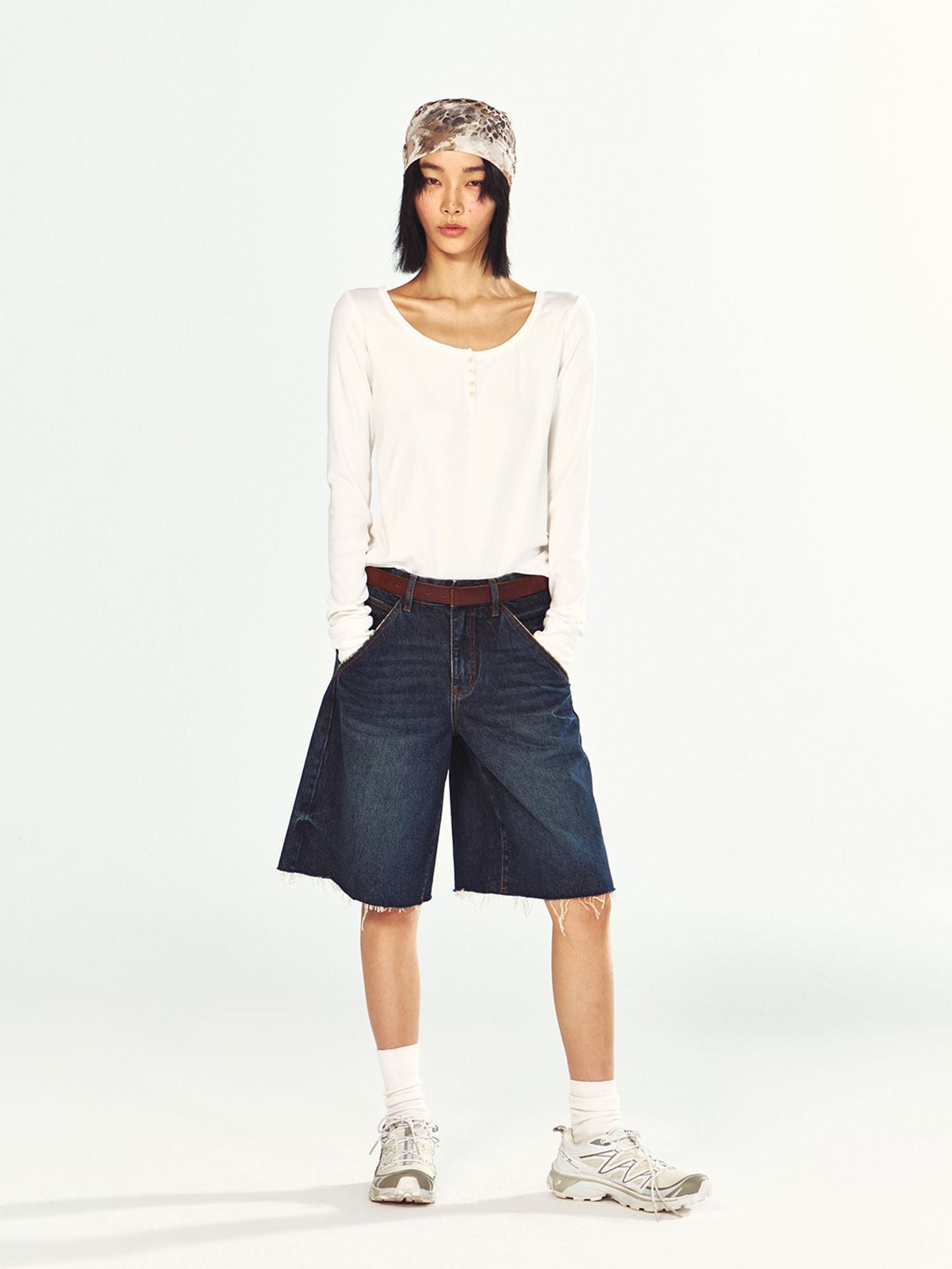 Skin-Friendly U-Neck Long Sleeve Shirt