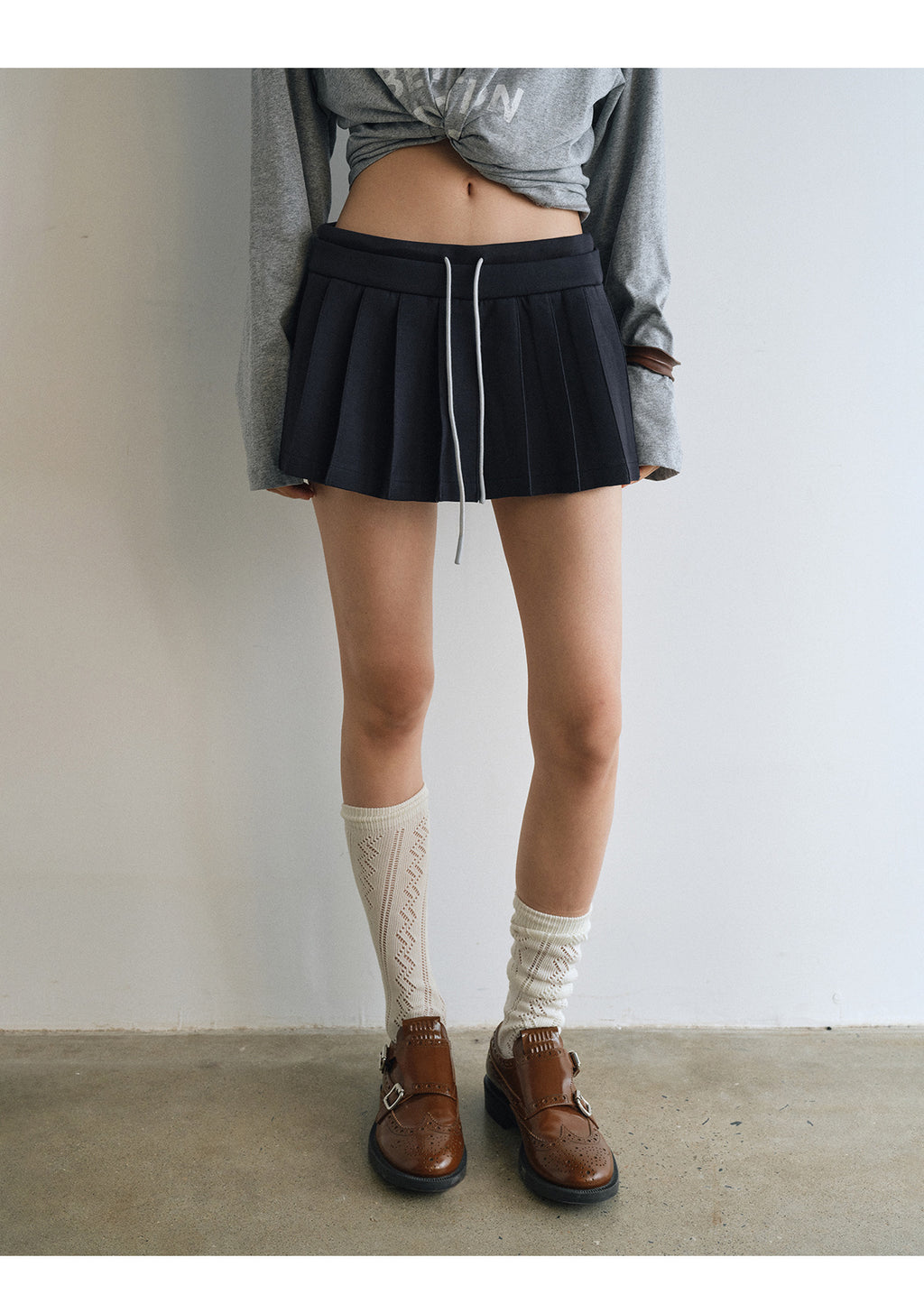 Classic Versatile Pleated Mini Skirt