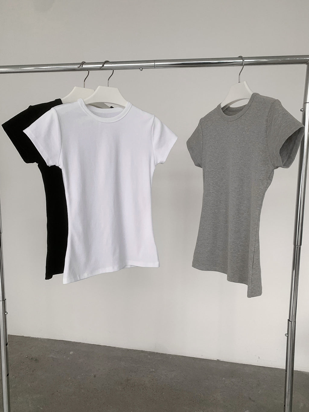 Casual Round Neck Relaxed Unicolor Basic T-shirt